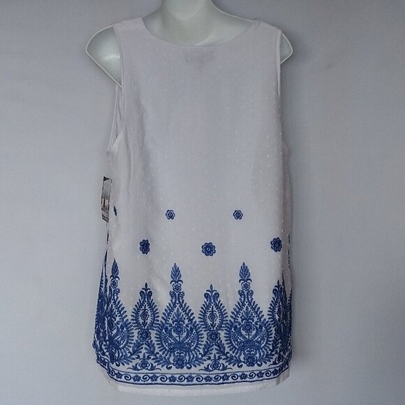 Karen Kane White Embroidered Swiss Dot Tassel Top Size XL New NWT - Picture 2 of 3